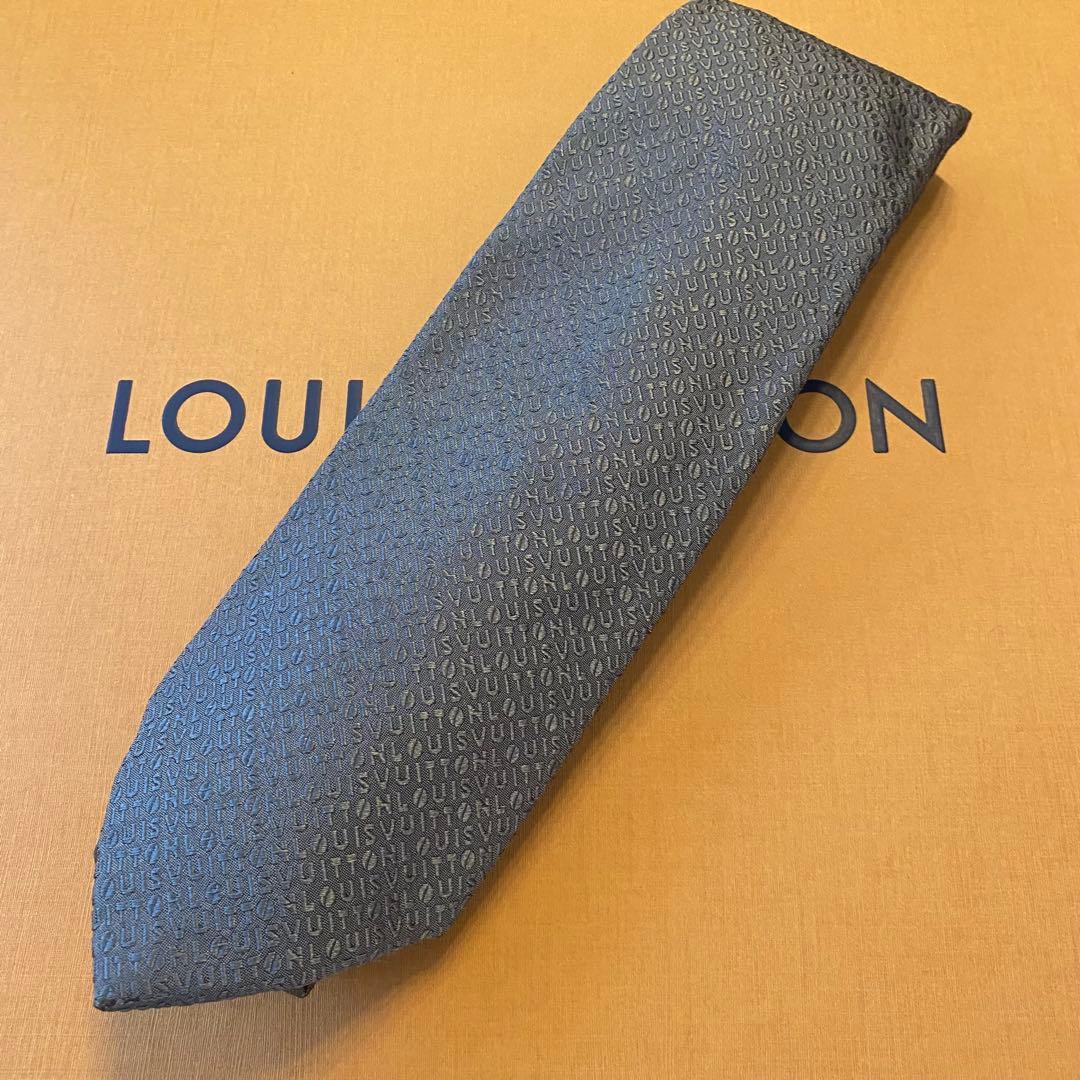 美品 LOUIS VUITTON ネクタイ ロゴマニア 茶系色 イタリア製 中古