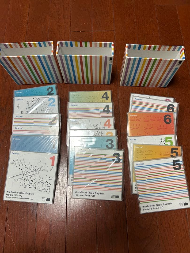 な*ひ様 【新品未開封あり】ベネッセ ワールドワイドキッズ DVD、CDフルセッ