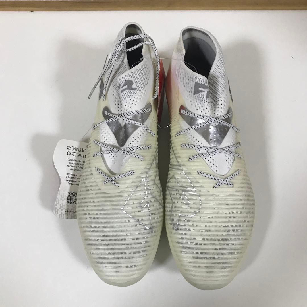新品・タグ付き　プーマメンズサッカースパイク