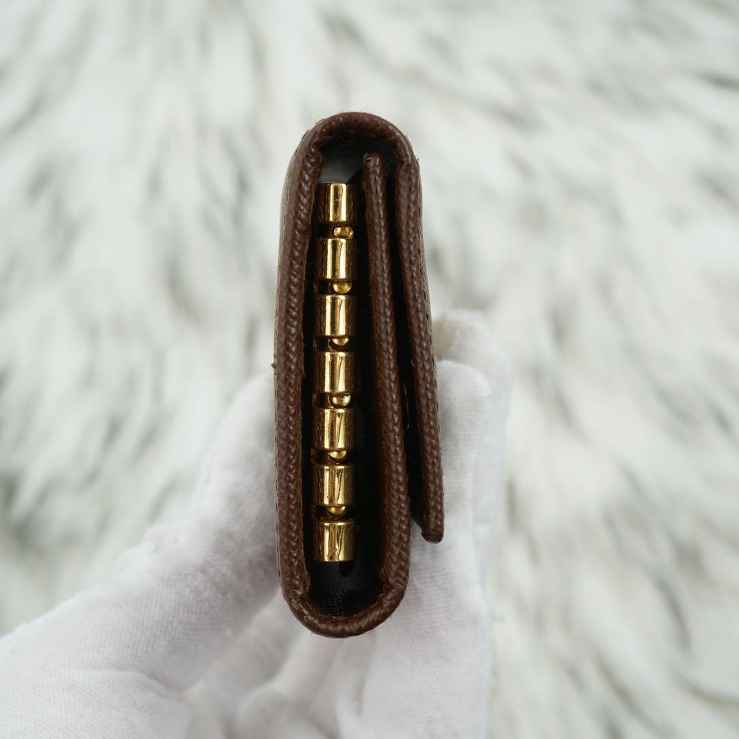 未使用品　PRADA プラダ　キーケース　サフィアーノレザー　ブラウン　希少