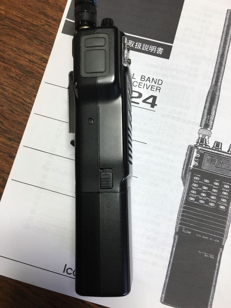 タイムセール‼️ICOM IC-24 デュアルバンドFMトランシーバー　超美品