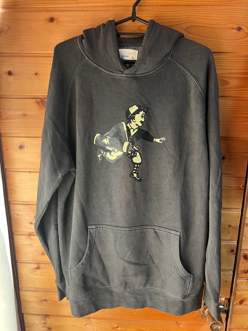 美品　field day フィールドデイ　パーカー　チャコール　L