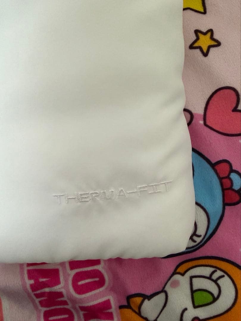 Nike Therma-Fit ダウンジャケット ホワイト