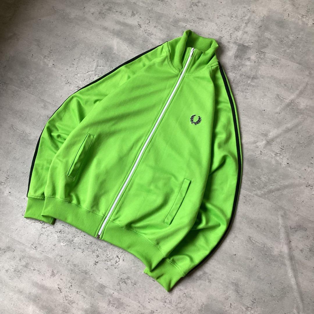 FRED PERRY フレッドペリー　トラックジャケット　ジャージ　グリーン