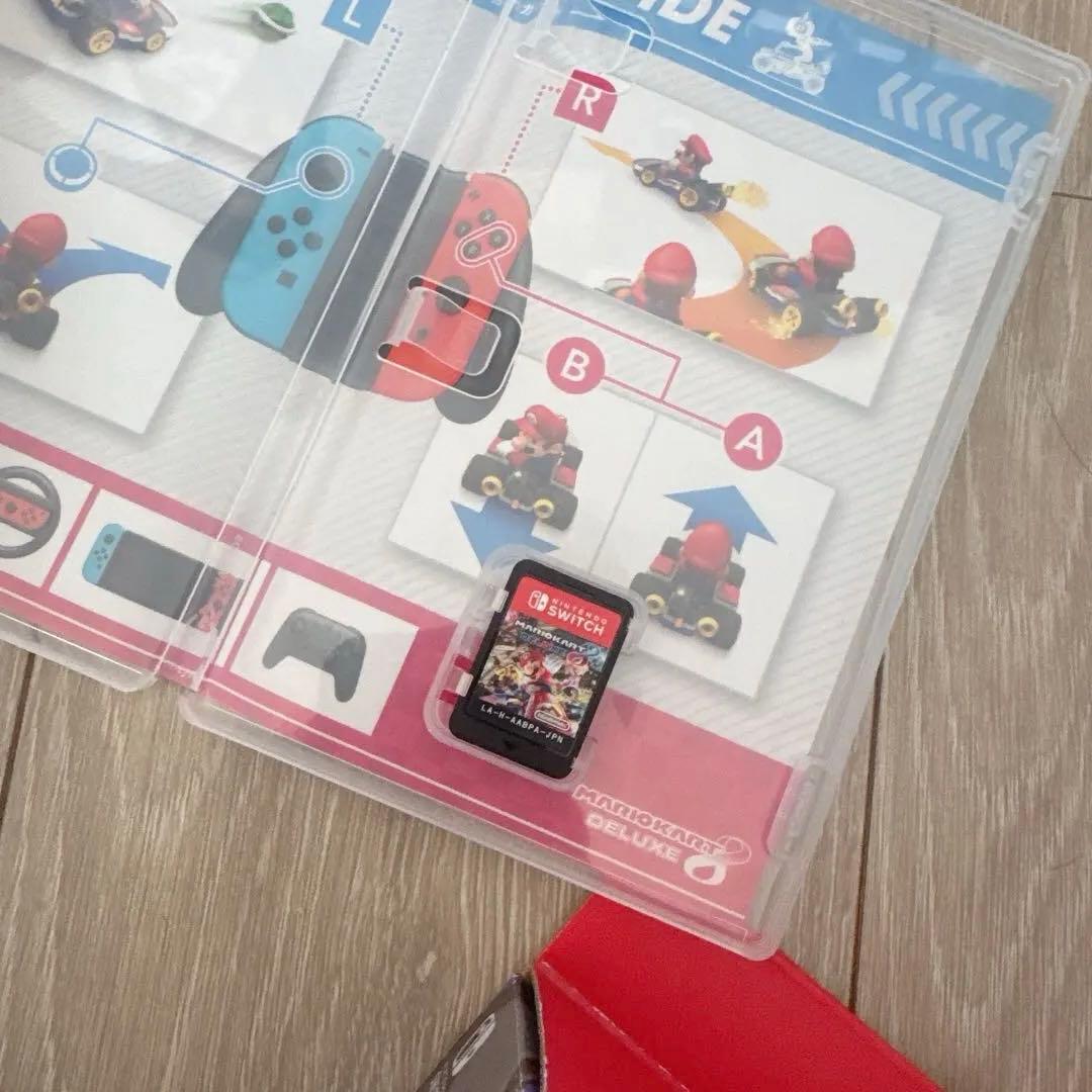 Nintendo Switch Joy-Conハンドル&マリオカート8デラックス