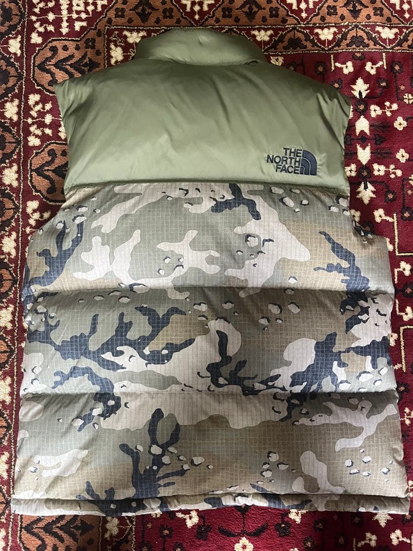THE NORTH FACE ヌプシベスト オリーブ・カモフラージュ