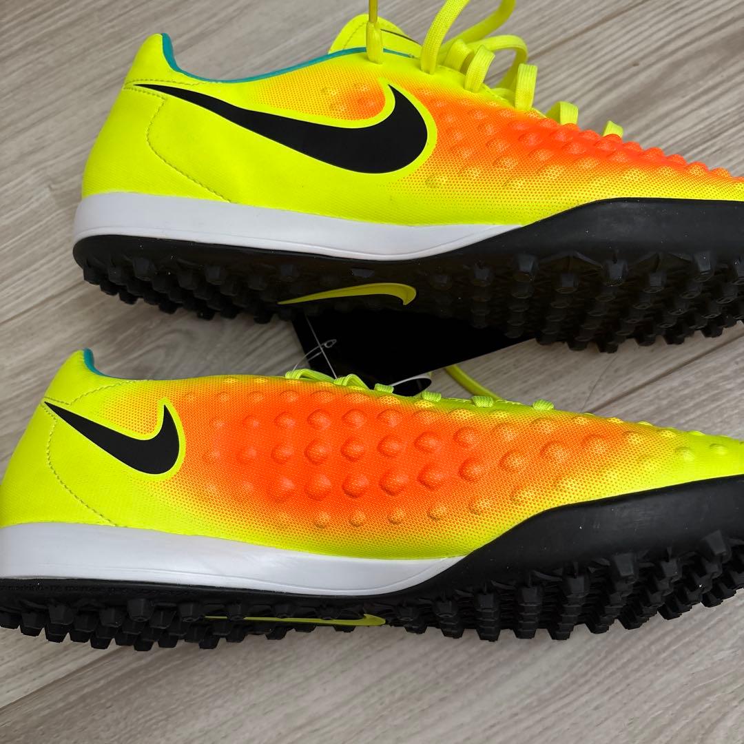 サッカー　スパイク　NIKE ナイキ　マジスタ　シューズ　27.5cm 新品