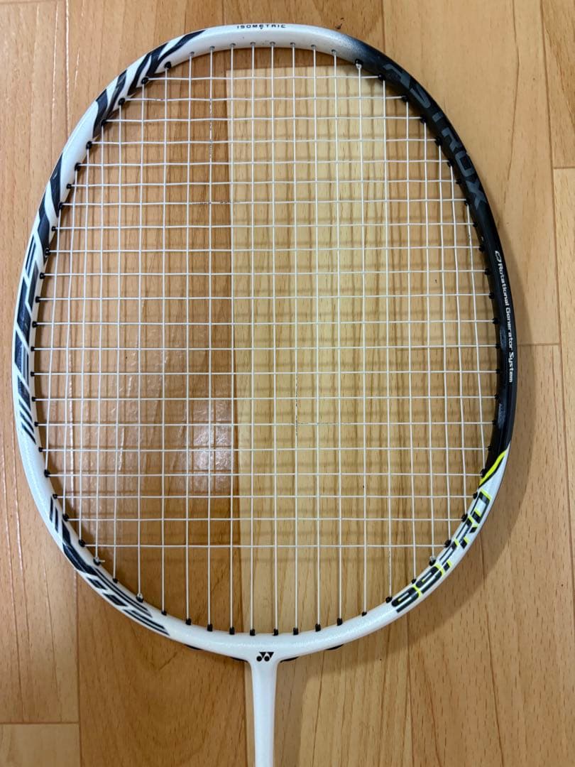 Yonex アストロクス99pro 3UG5