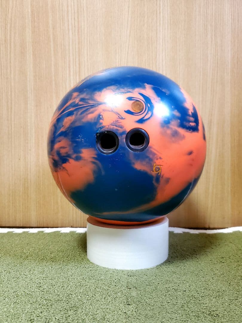 ボウリングボール　バイトパニックX 15ポンド