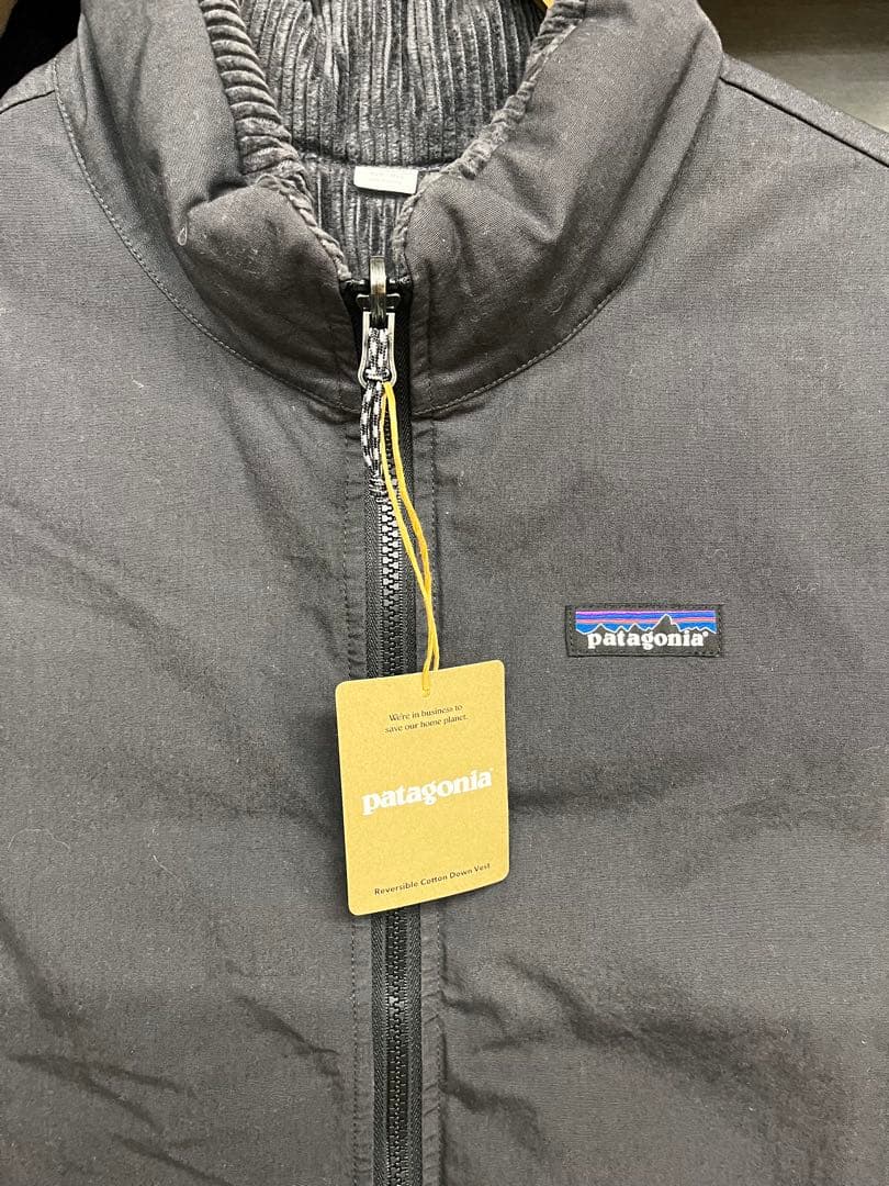 Patagonia リバーシブル・コットン・ダウン・ベスト