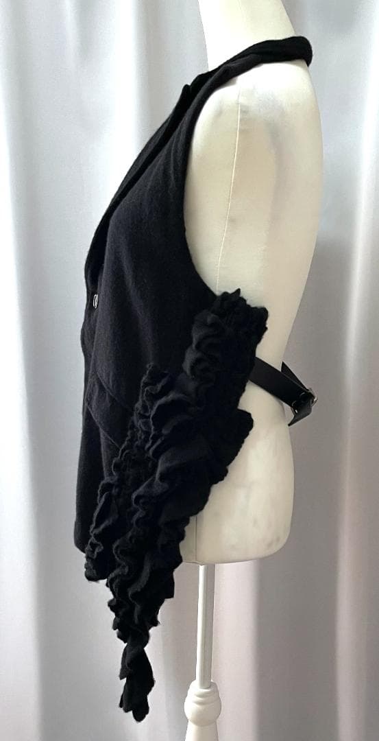 COMME des GARÇONS　縮絨加工ベスト
