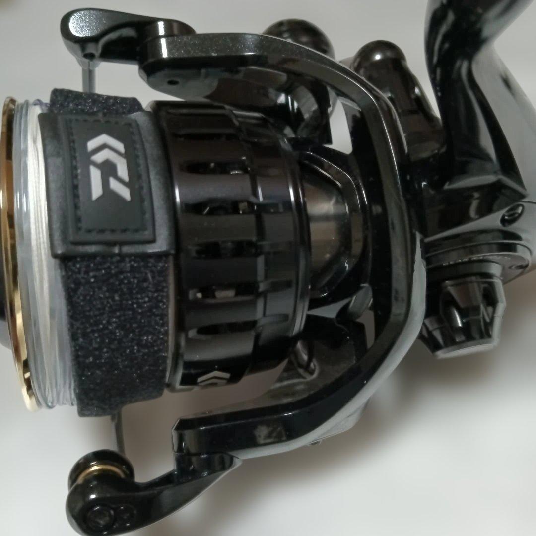 SALTIGA ドックファイト15　7000H スピニングリール　美品