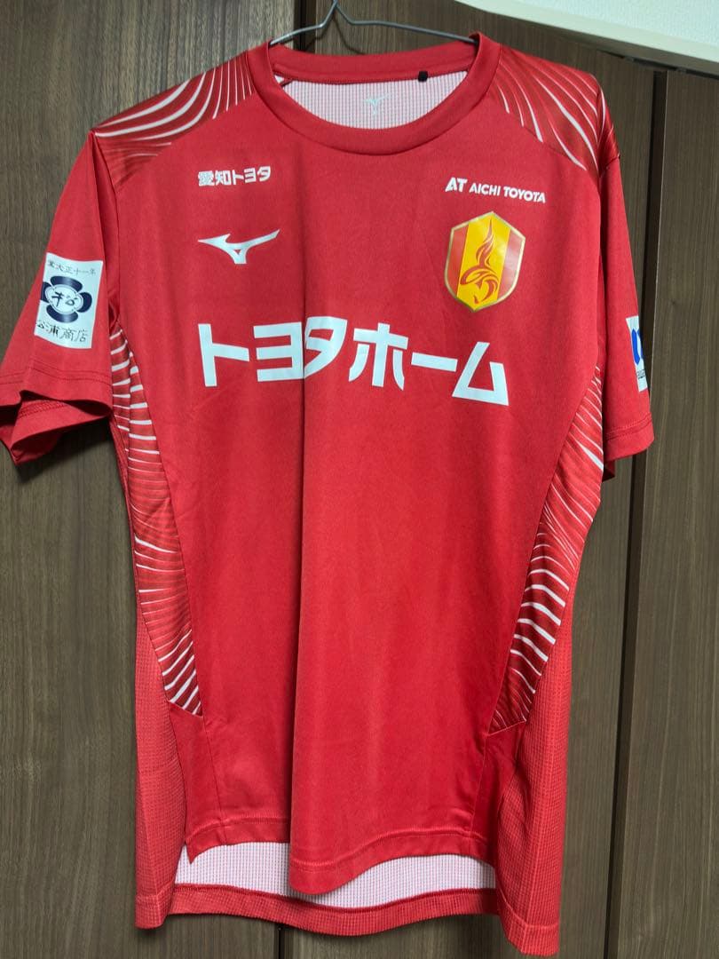 名古屋グランパス　トレーニング　プラクティスシャツ