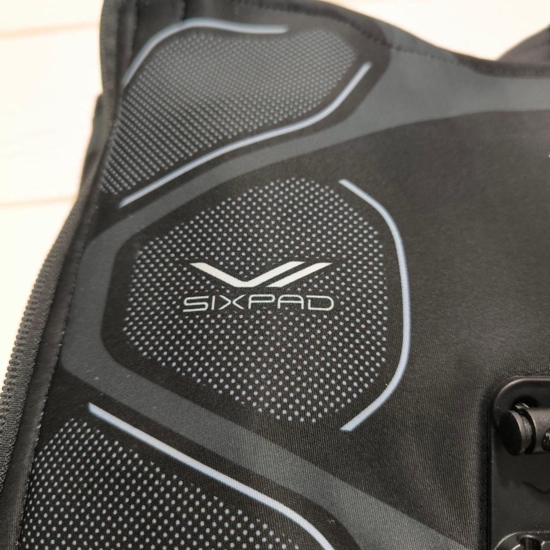 最新型　新品未使用　開封品　SIXPAD シックスパッド コアベルト2 Sサイズ