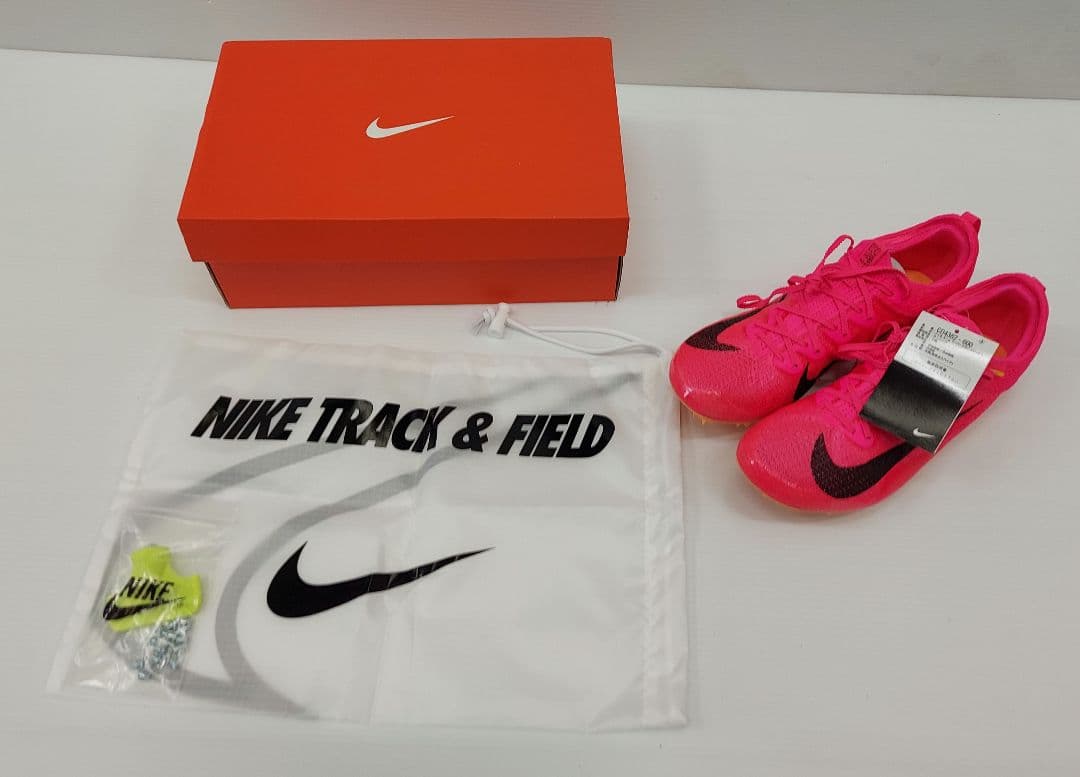 【新品未使用】Nike 陸上スパイク ピンク 収納袋付き　28.5
