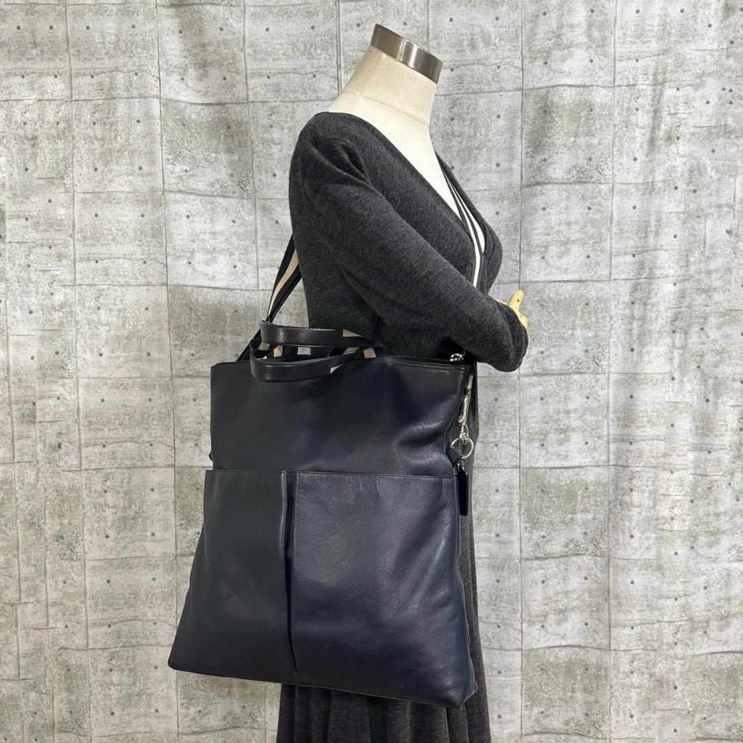 COACH コーチ チャールズ フォールドオーバー 2way トートバッグ 濃紺