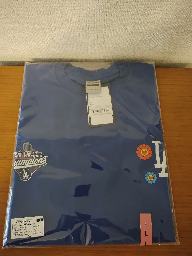 ドジャース 2025ワールドシリーズ優勝 村上隆コラボTシャツＬサイズ