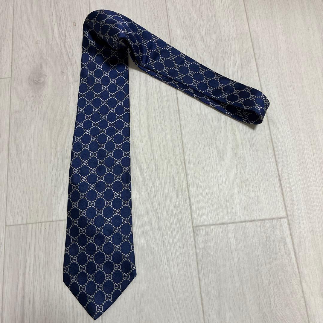 GUCCI ネクタイ GGパターン