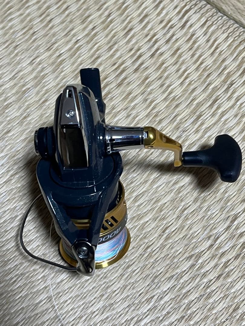 サハラ スピンキャストリール（4000番）