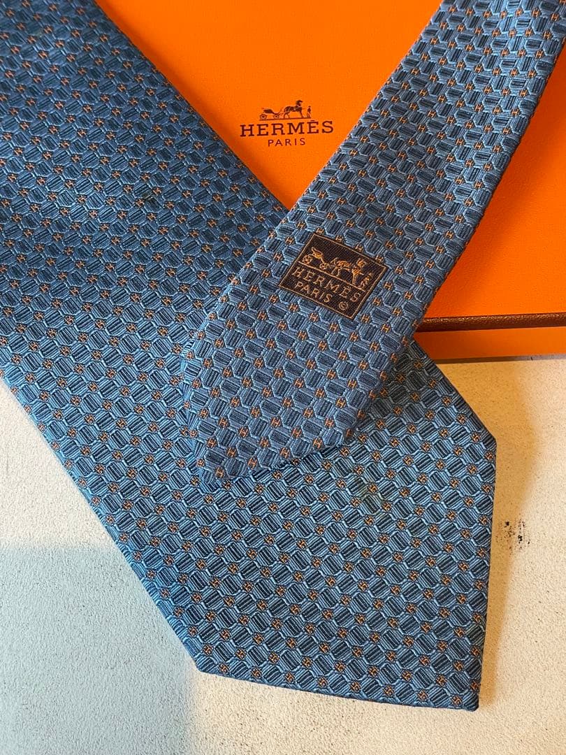 【美品】HERMES H総柄 シルクネクタイ スカイブルー　オレンジ