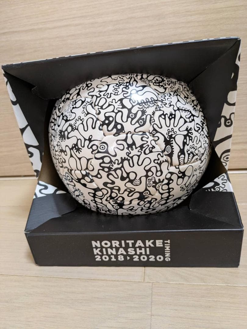 木梨憲武展　sfida サッカーボール