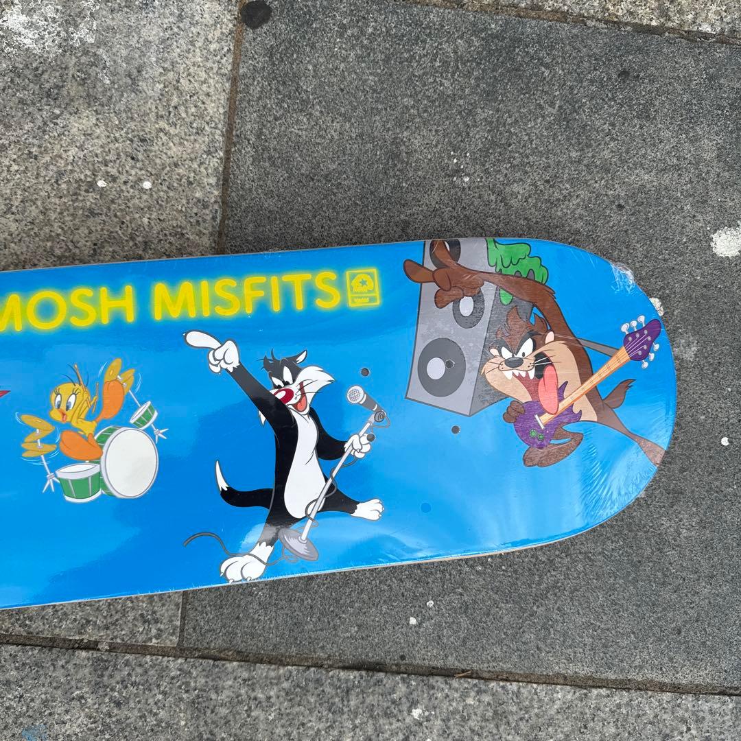 MAGICAL MOSH MISFITS スケボーデッキルーニー・テューンズ