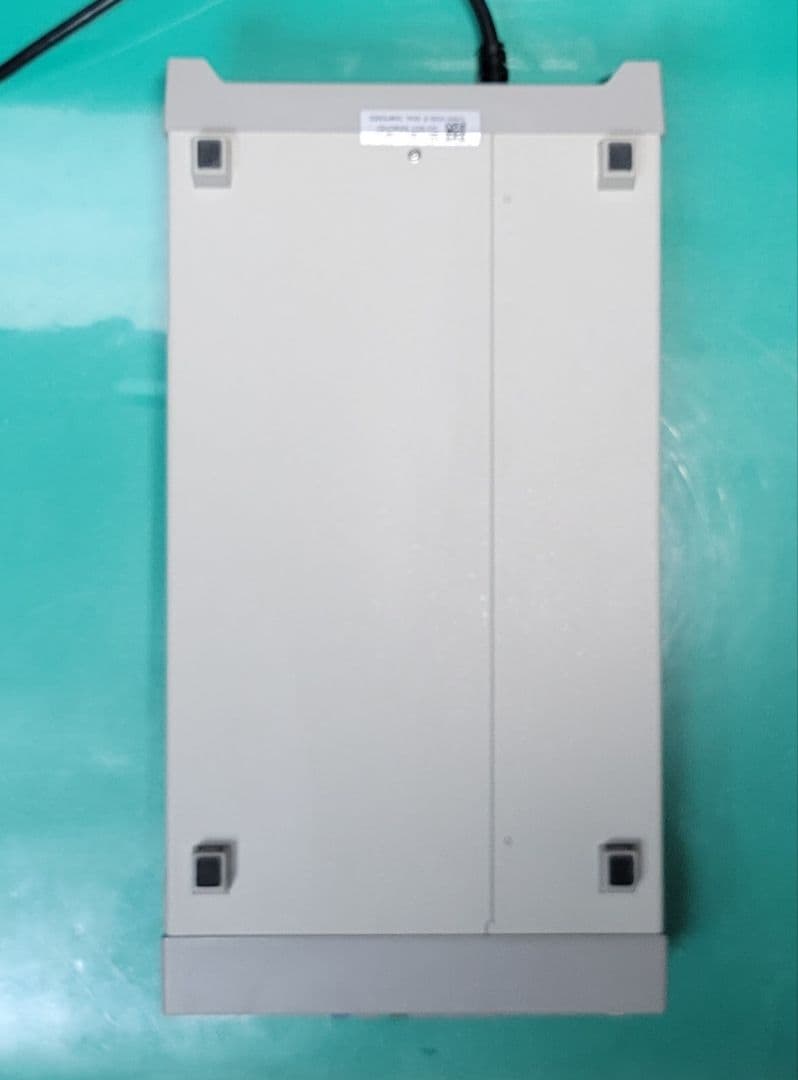精密直流 電圧/電流発生器 ADVANTEST R6240A 0V-15V 4A