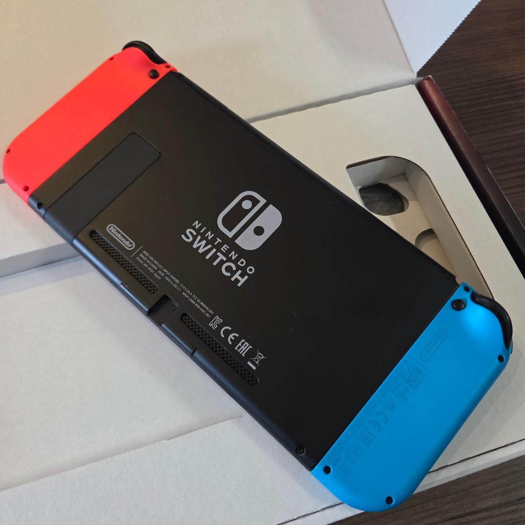 【最終値下げ】バッテリー強化版Nintendo Switch 本体
