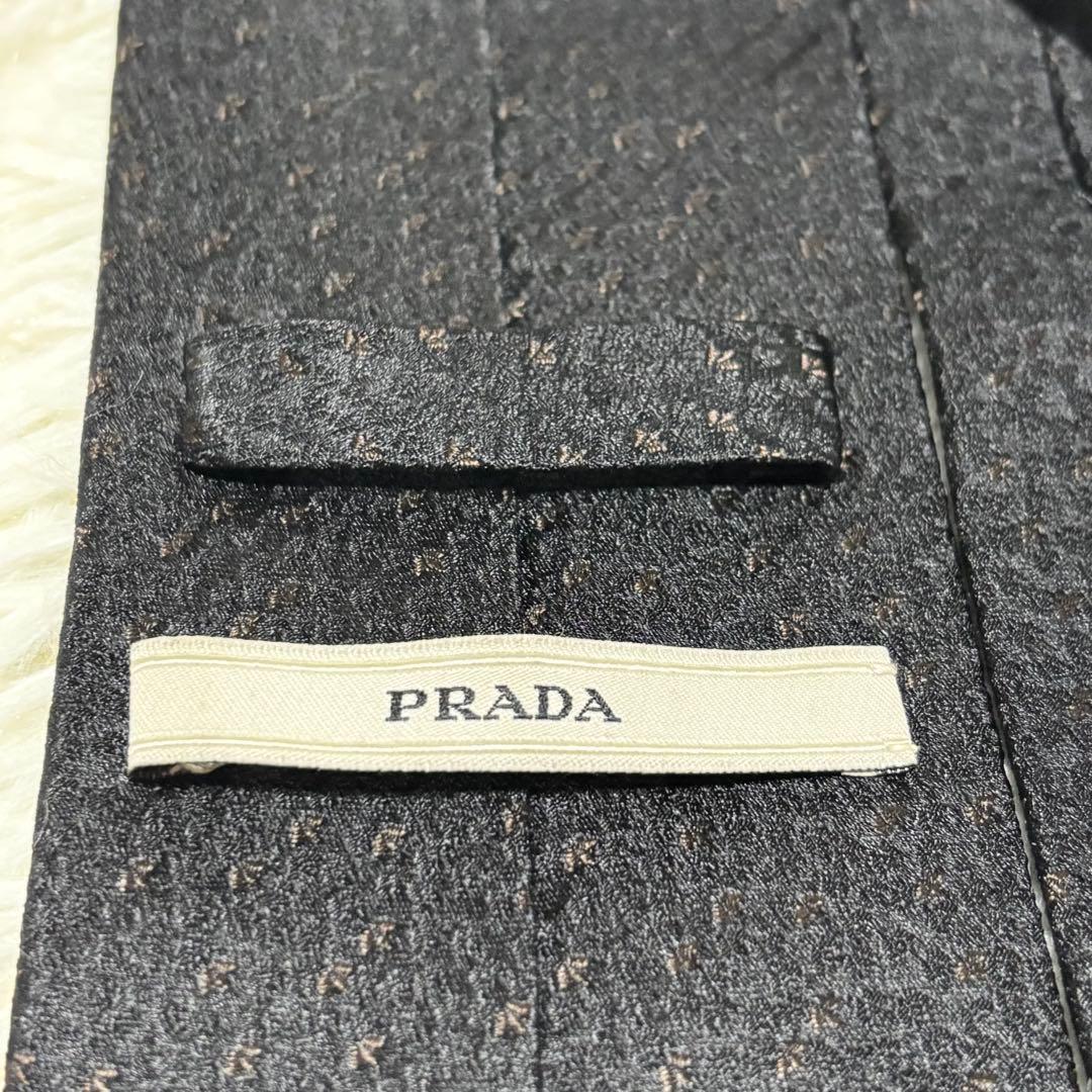 【極美品】PRADA ネクタイ　ブラック　ソリッド