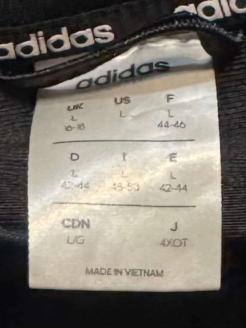 19年製 adidas ジャージトップ ジャケット 3本ライン サイズL 黒
