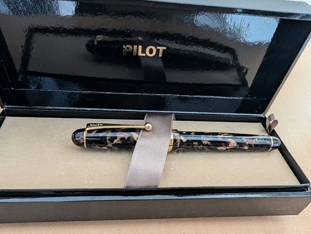 ■【箱入り未使用】パイロット カスタム レガンス PILOT CUSTOM LE
