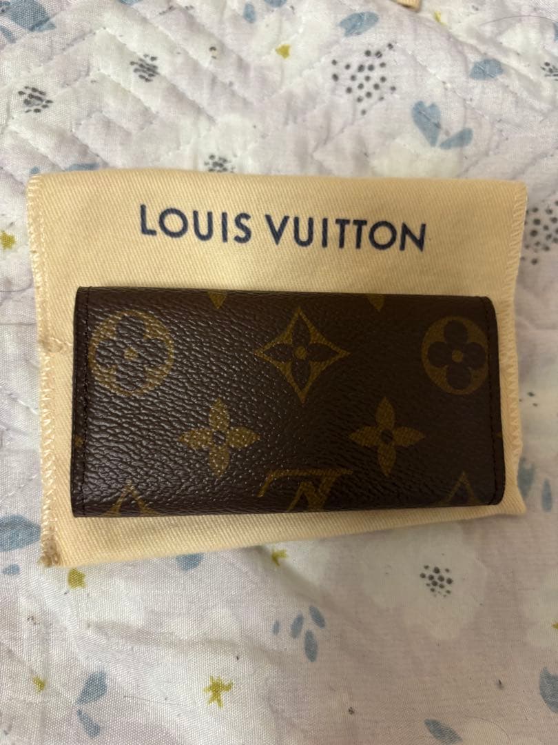 Louis Vuittonのキーケース