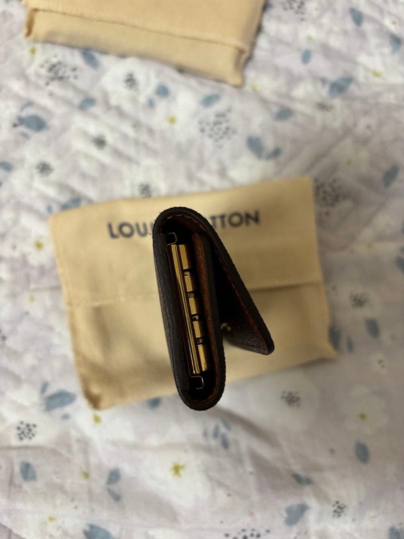 Louis Vuittonのキーケース