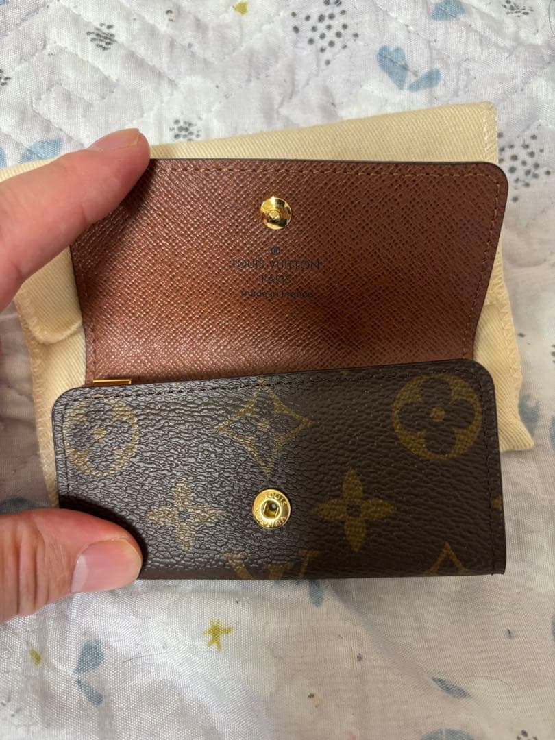 Louis Vuittonのキーケース