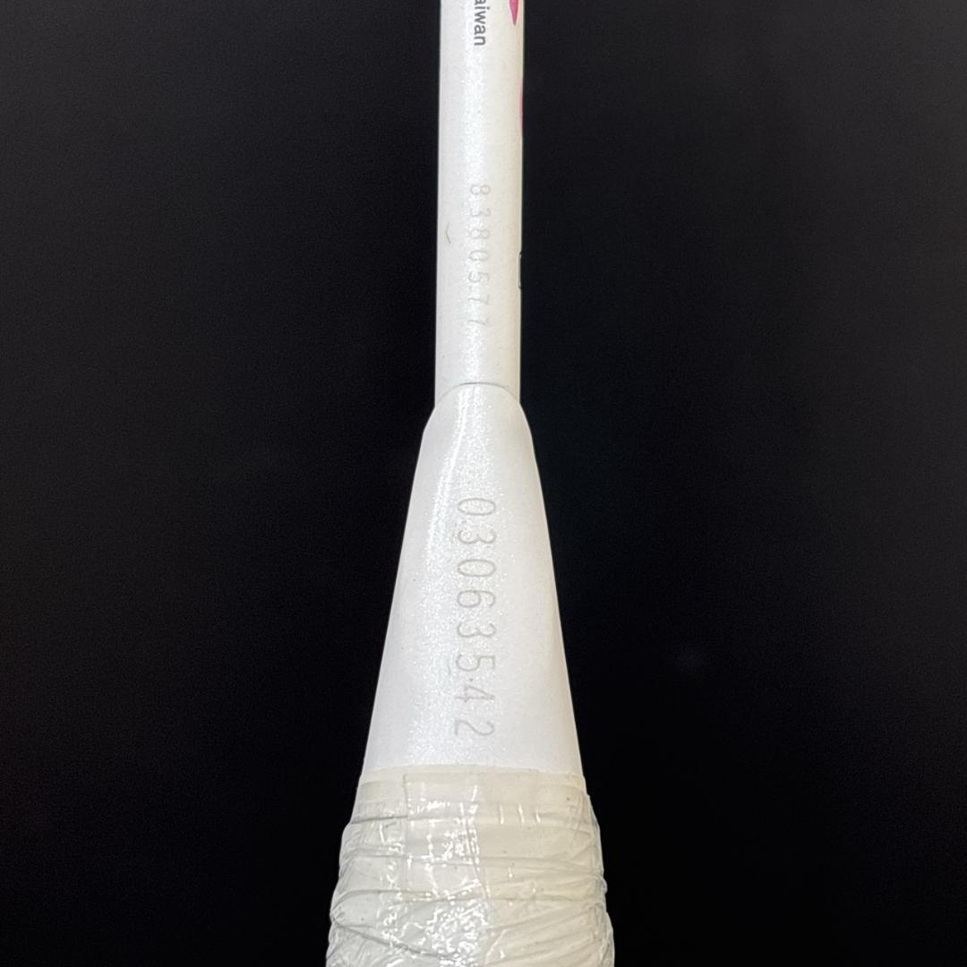 YONEX 　NANOFLARE　111　バトミントンラケット　ガット無し
