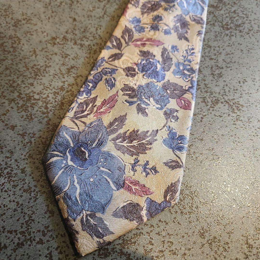 Burberry's 花柄 ネクタイ バーバリー 派手 美品 人気 ベージュ