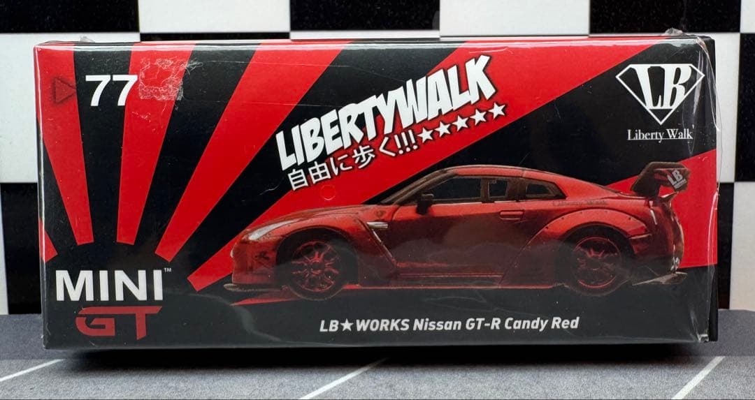 MINI GT LB★WORKS Nissan GT-R Candy Red