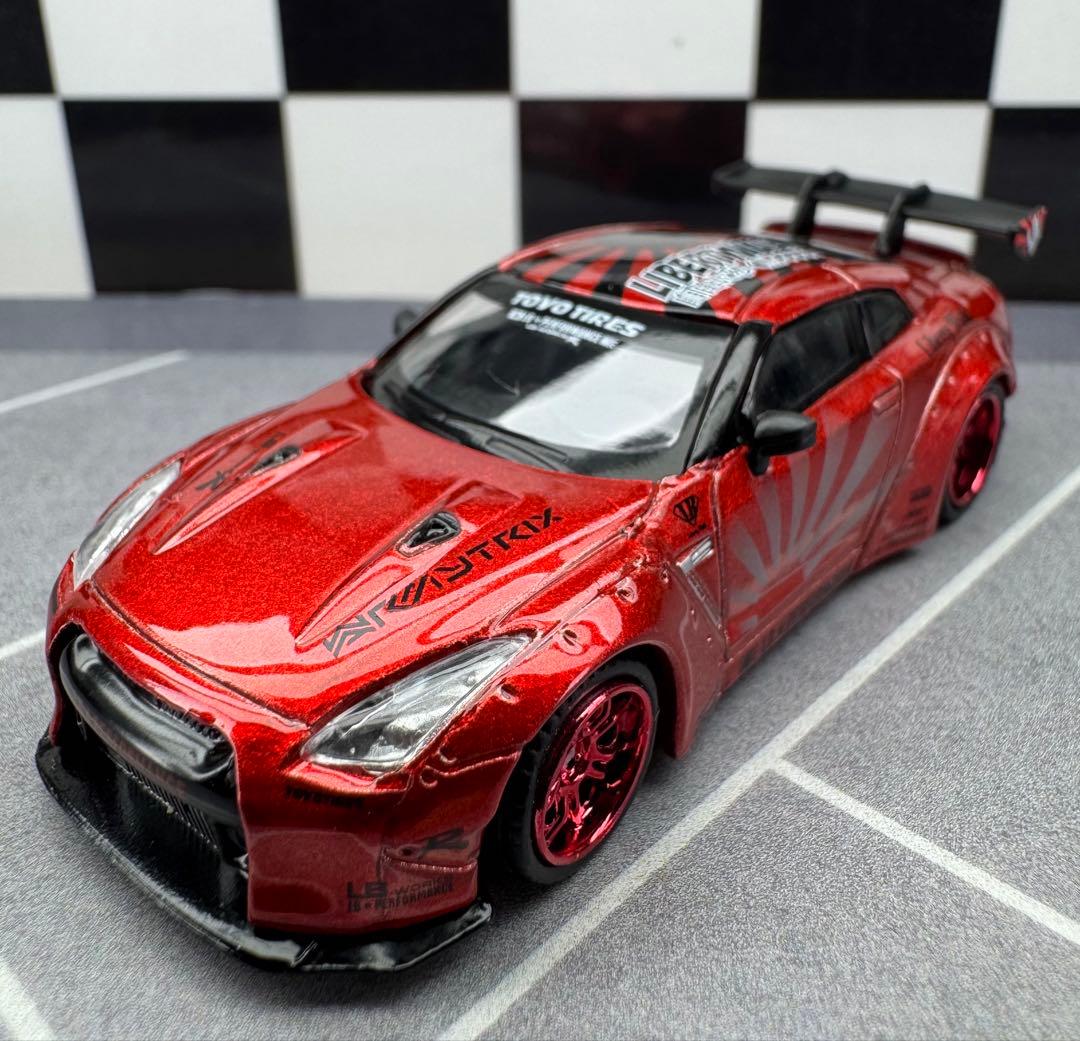 MINI GT LB★WORKS Nissan GT-R Candy Red