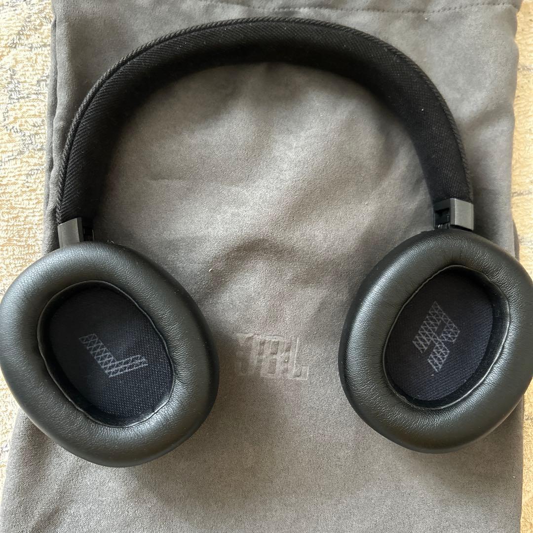 つ*ひ様 JBL 770ワイヤレスヘッドホン ブラック 収納袋付き