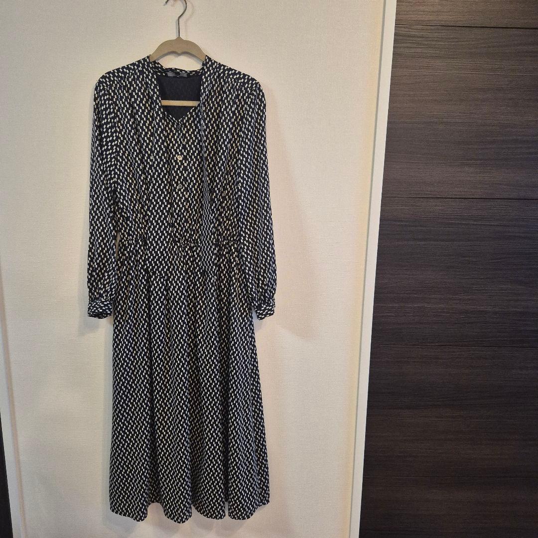 美品★UNTITLED ボウタイワンピース★ロングワンピース