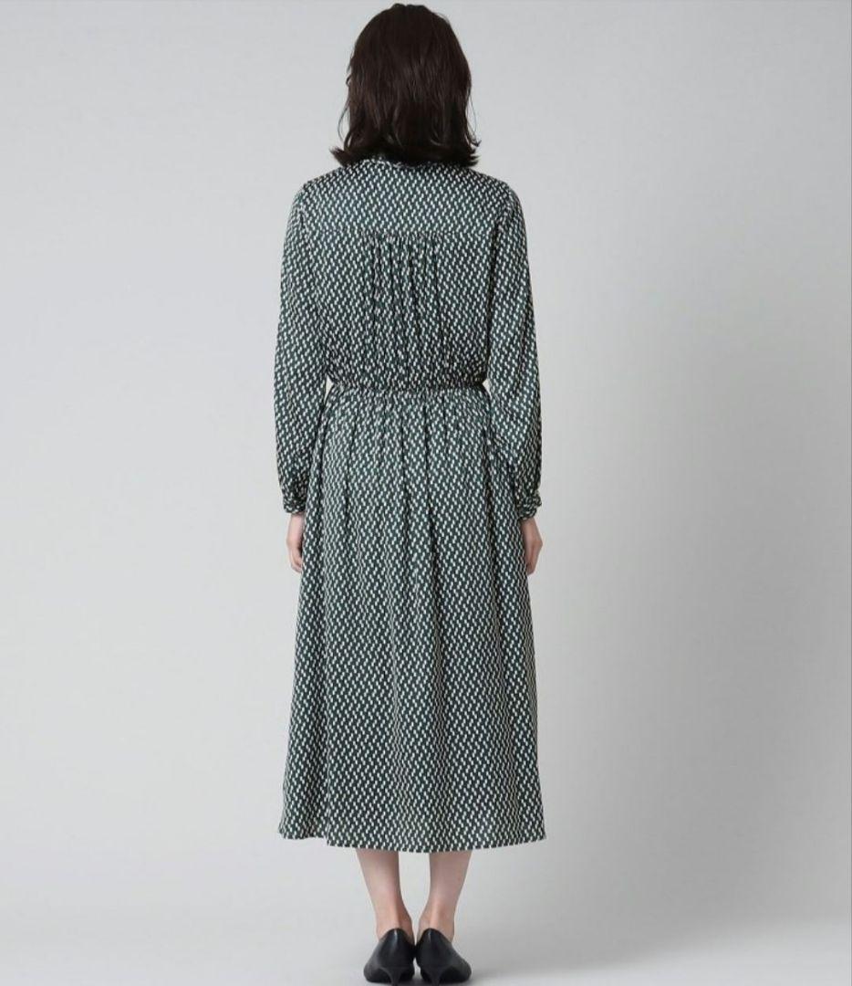 美品★UNTITLED ボウタイワンピース★ロングワンピース