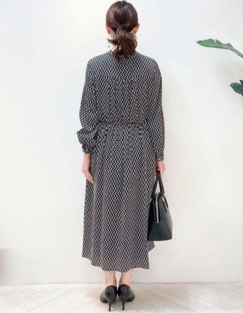 美品★UNTITLED ボウタイワンピース★ロングワンピース