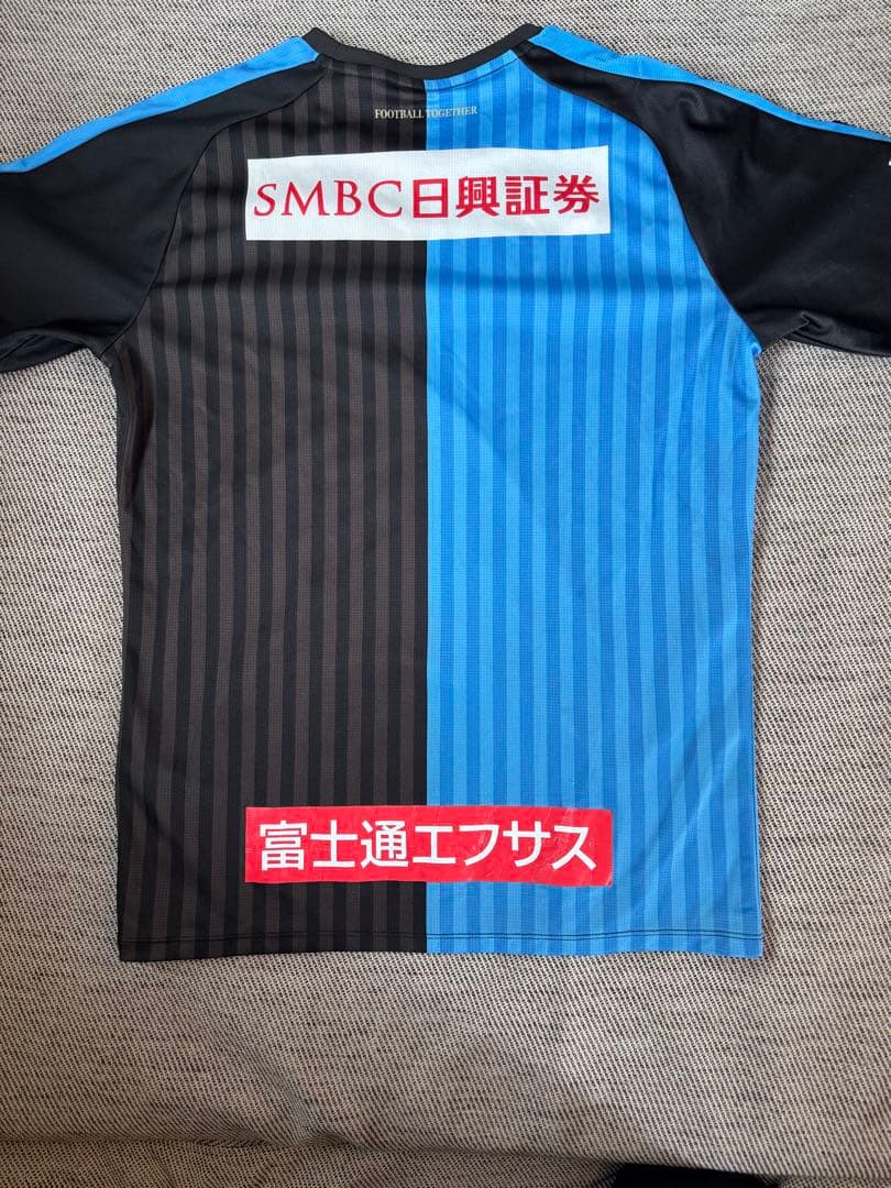川崎フロンターレ　日本代表経験者6名サイン入りユニフォーム
