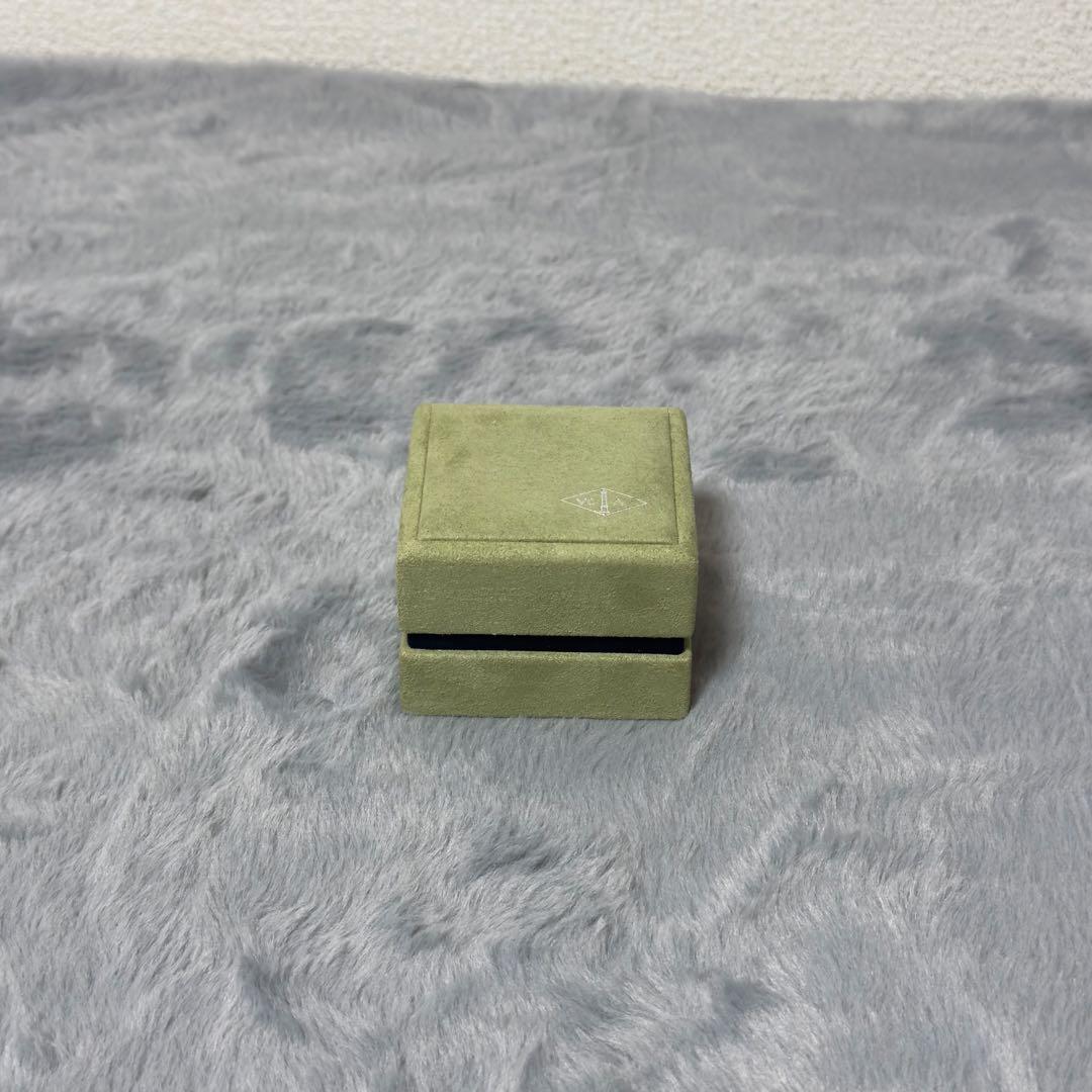 【未使用に近い】ヴァンクリーフアーペル マジックアルハンブラ　ネックレス　ケース