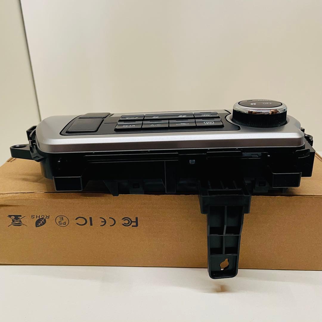 週末割【送料込】ハイエース200系　LED打ち替え済み　エアコンスイッチパネル