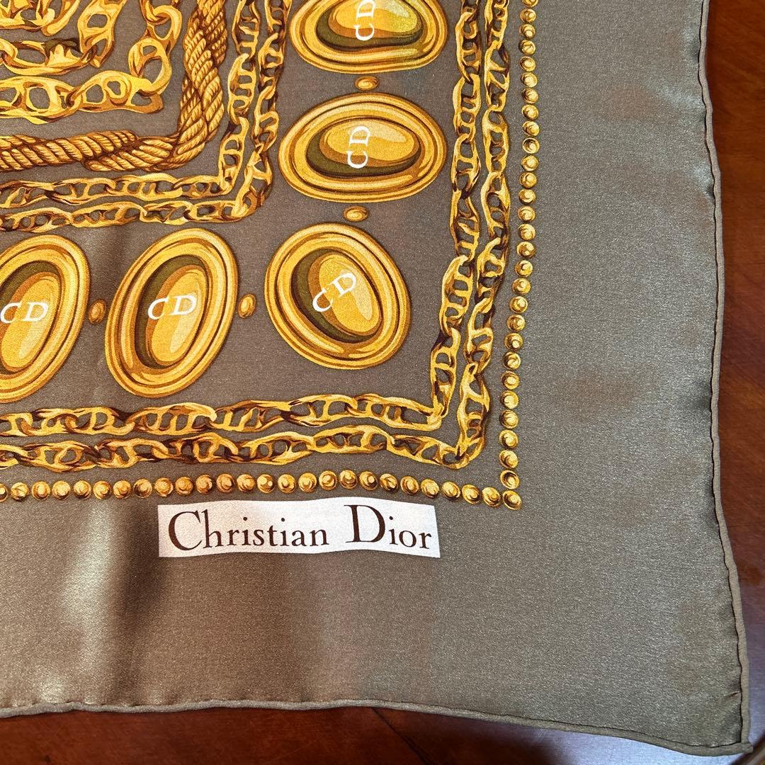 Christian Dior シルク大判スカーフ、未使用に近い。