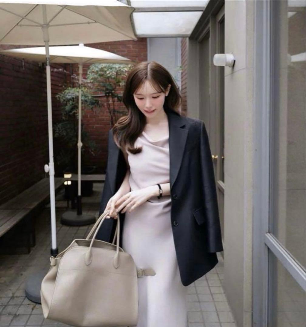 maison celon アシンメトリードレープキャミワンピース