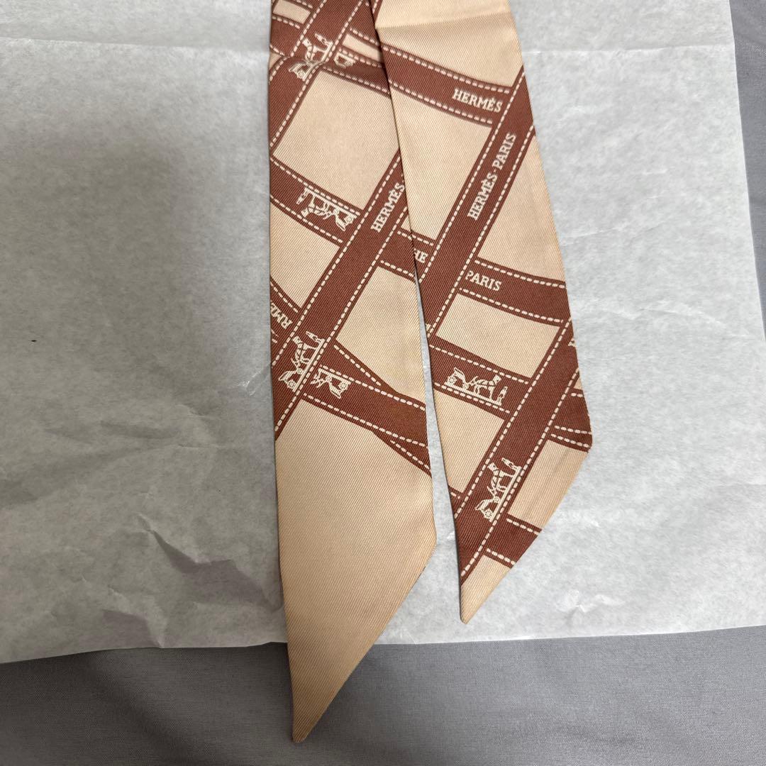 HERMES　エルメス　ボルデュックリボン　ツイリー　スカーフ　シルク