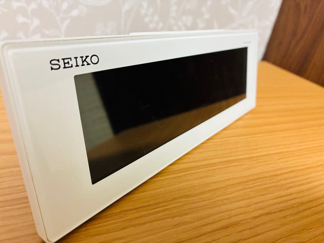 SEIKO（セイコー）DL305W デジタル電波目覚まし時計 送料無料