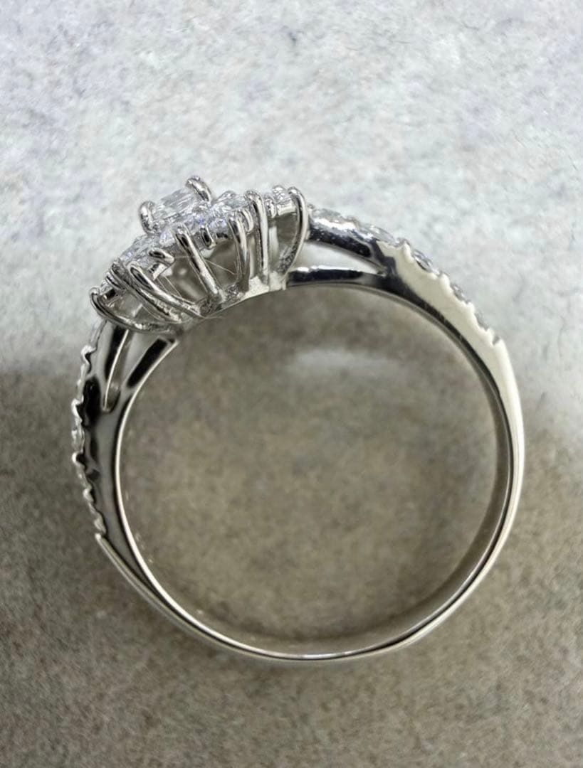 美品！綺麗！！ pt９５０　ダイヤ　計0.72ct リング